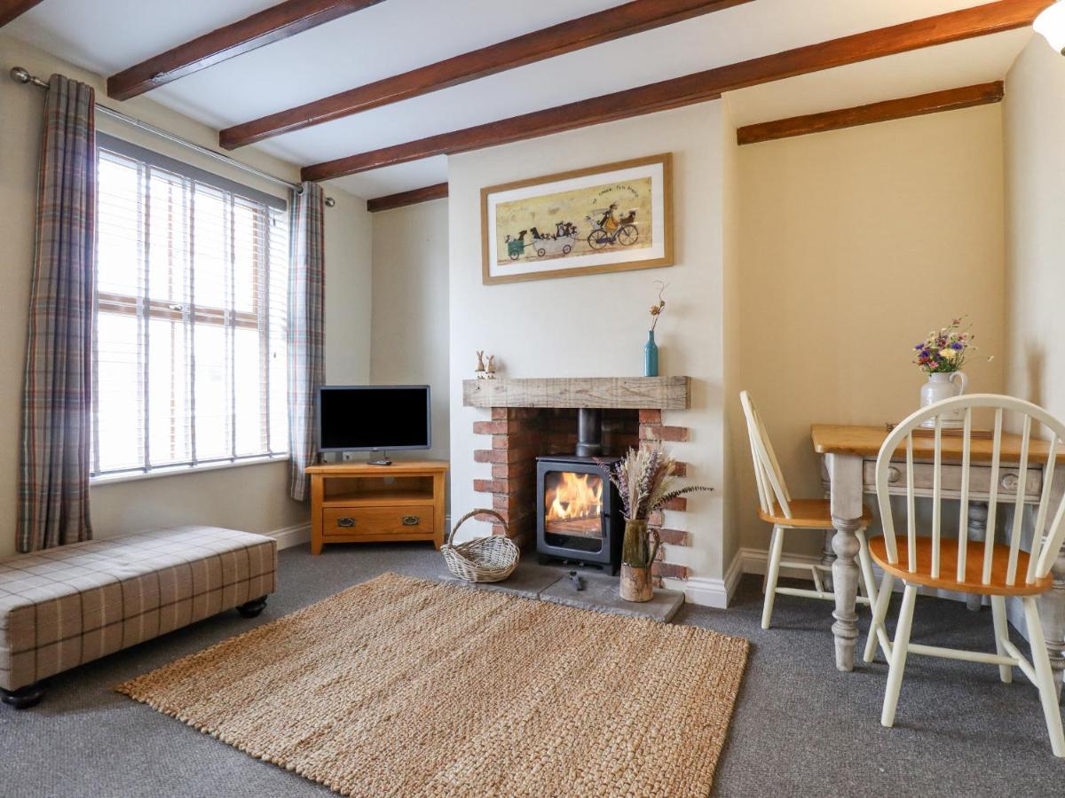 The Cottage 16 Northside Patrington Extérieur photo
